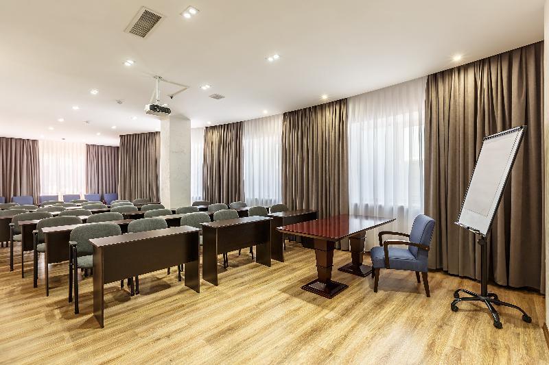 Renion Hills Hotel Almaty Esterno foto